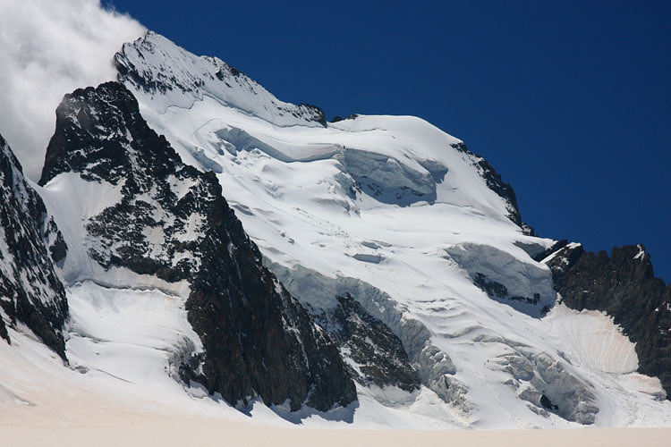 La Barre des Ecrins, et son Dme de Neige